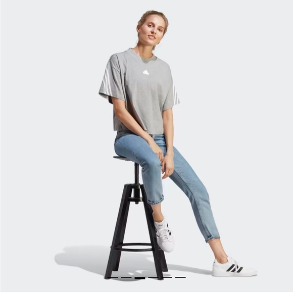 NWT Adidas Future Icons 3 Stripes Tee Shirt Gray & White size S - Picture 4 of 8